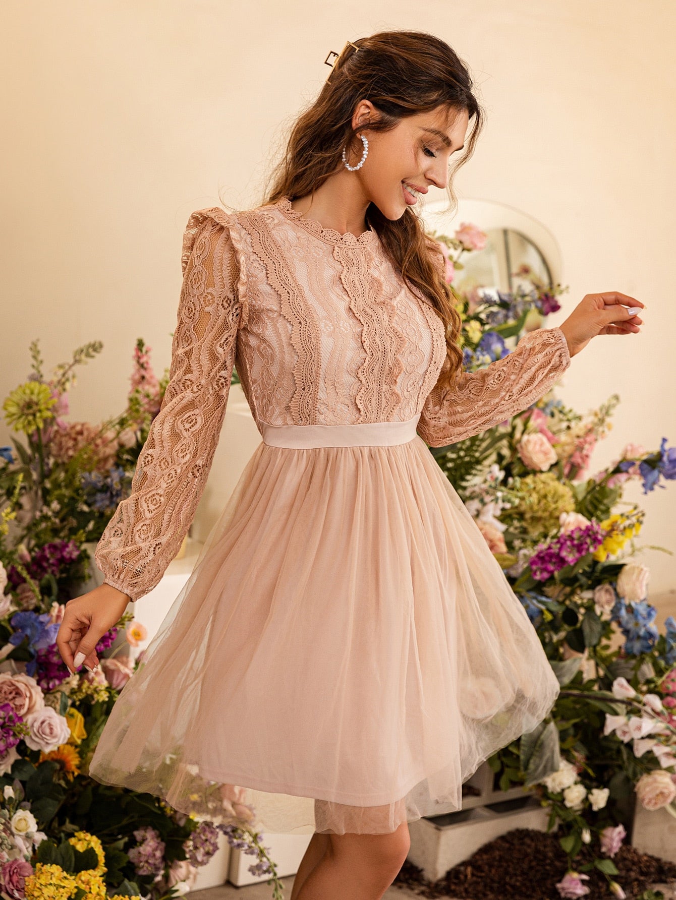 Elegant tulle lace party dress